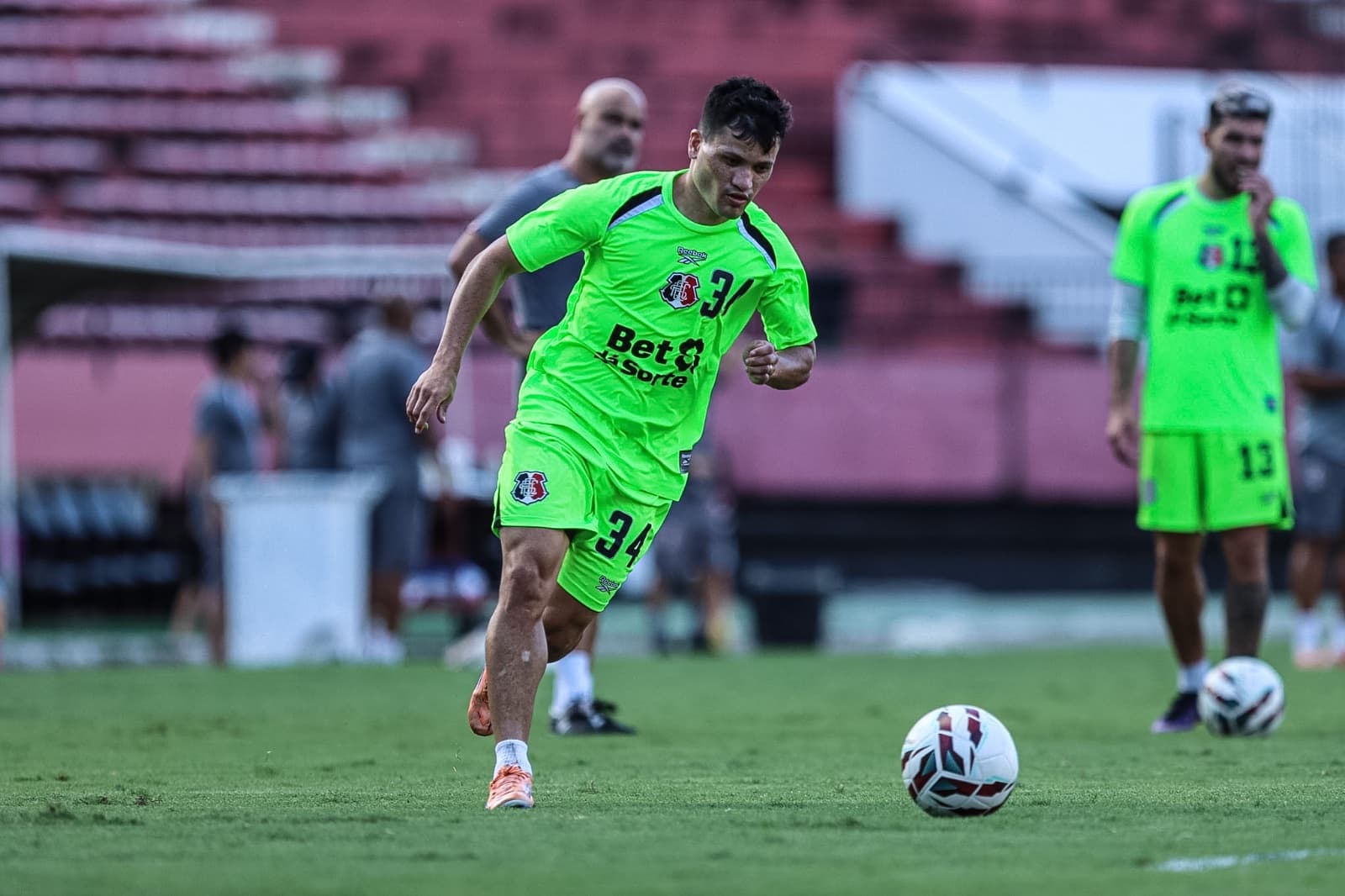 Santa Cruz encerra preparação para confronto contra o Botafogo-PB