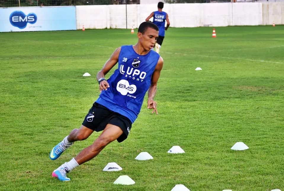 Diretoria anuncia a contratação do atacante Pingo (ex-ABC/RN).
