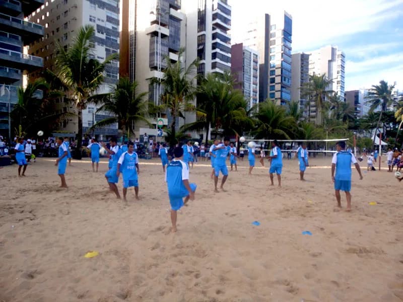 Arruda e Praia de Boa Viagem, nesta terça-feira 7.