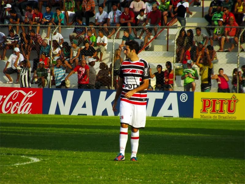 Renan Fonseca diz que empate teve 'gosto amargo'.