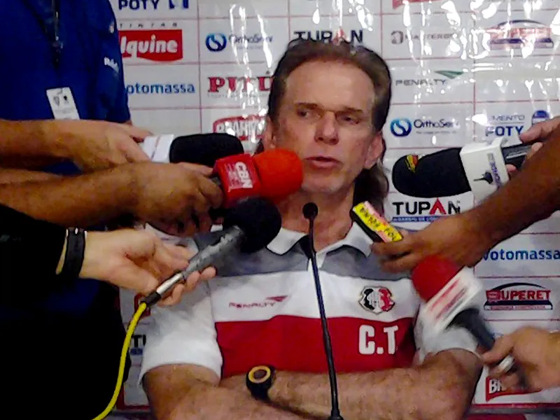 Sérgio Guedes, após 2ª vitória:"A equipe impôs a condição, prevaleceu, foi superior."