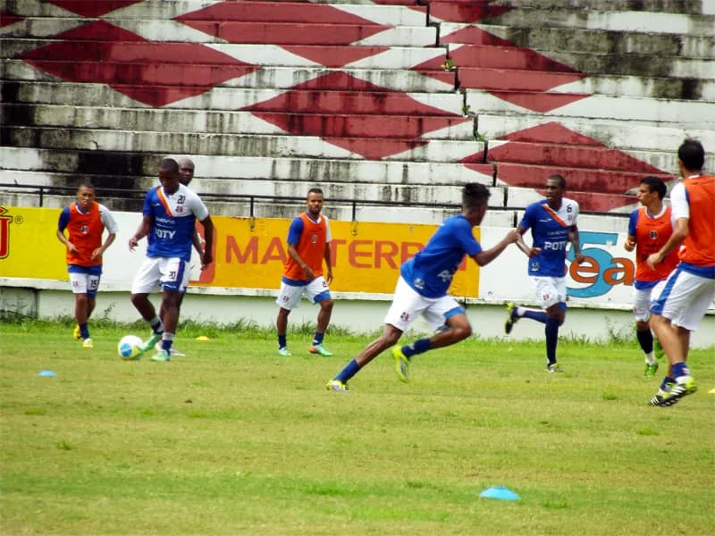 Santa Cruz encerra intertemporada e, agora, encara o Vasco da Gama/RJ.