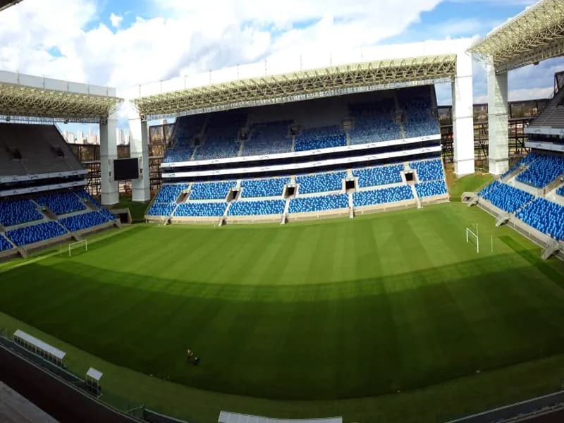 Santa Cruz chega em Cuiabá/MT para enfrentar o Vasco da Gama/RJ.