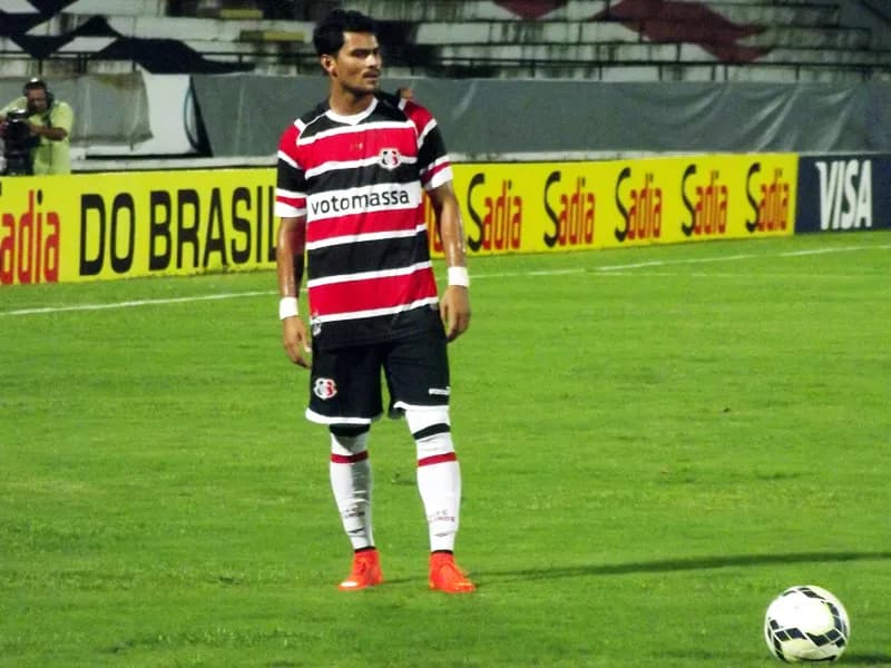 Tony não quer ser surpreendido e encara o Santa Rita/AL como decisão.