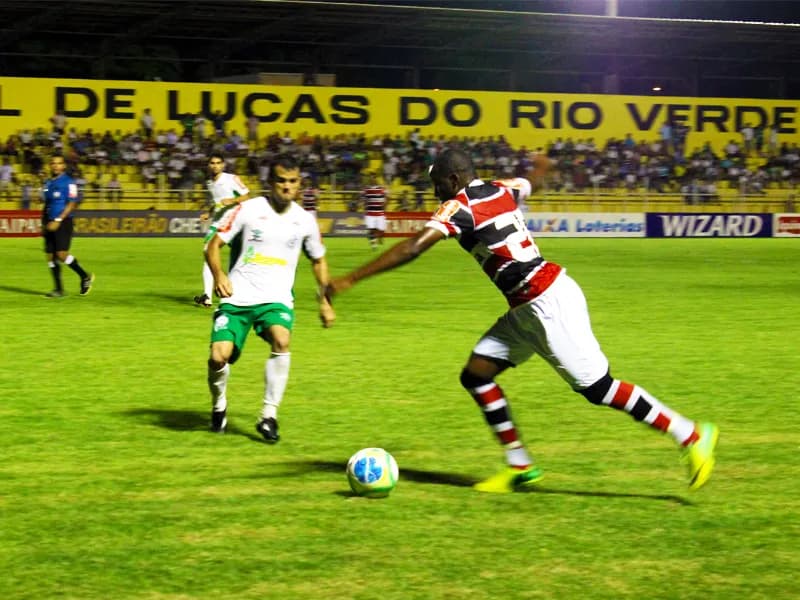 Santa Cruz volta a sofrer virada e perde do Luverdense: 2x1.