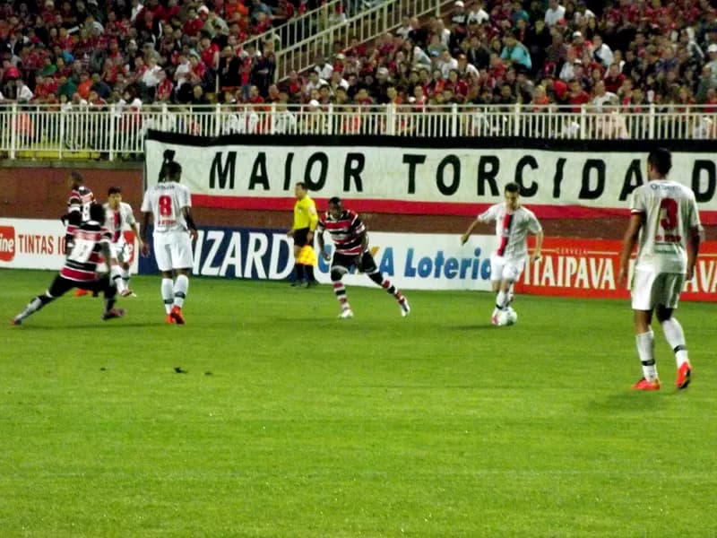 Santa Cruz sai na frente, mas cede empate ao Joinville: 1x1.