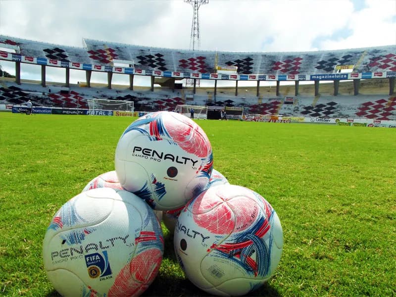 Treino Coral: apenas musculação na academia do vestiário.
