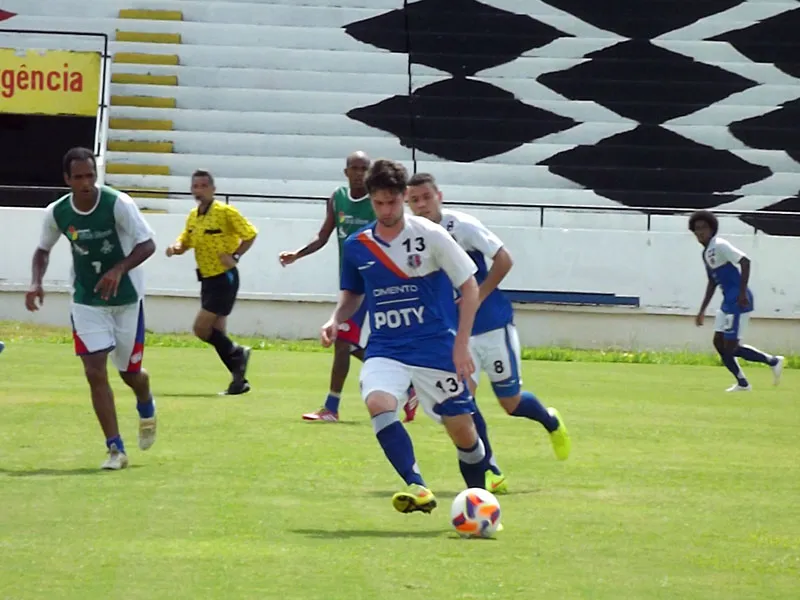 Em jogo-treino, corais vencem AGAP-PE.