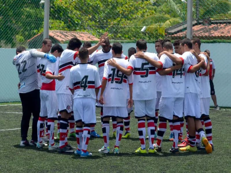 Futebol 7 Coral goleia na estreia da Taça PE: 4x1.