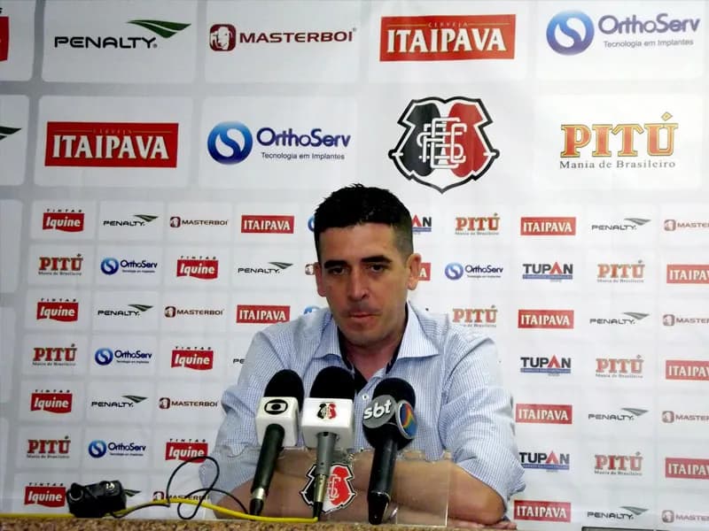 Vice-presidente sobre Semifinal no sábado: "Contra a nossa vontade"