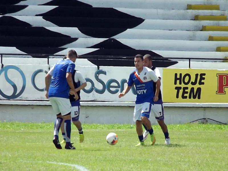 Tricolores encerram preparação para disputa com America-MG