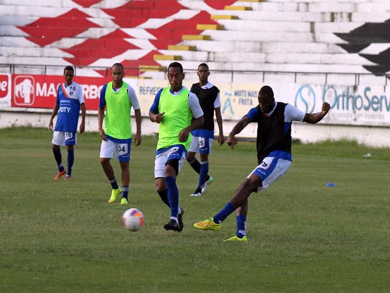 Elenco se reapresenta e Daniel Costa é novidade