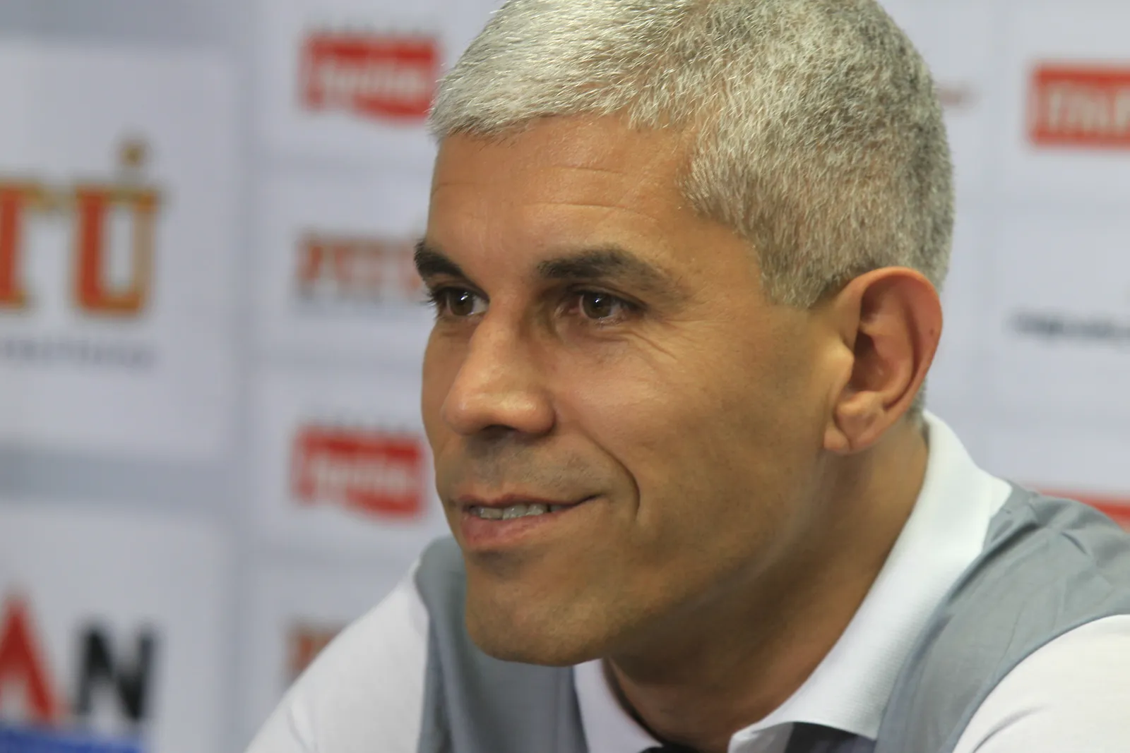 Diretoria comunica desligamento do técnico Ricardinho.