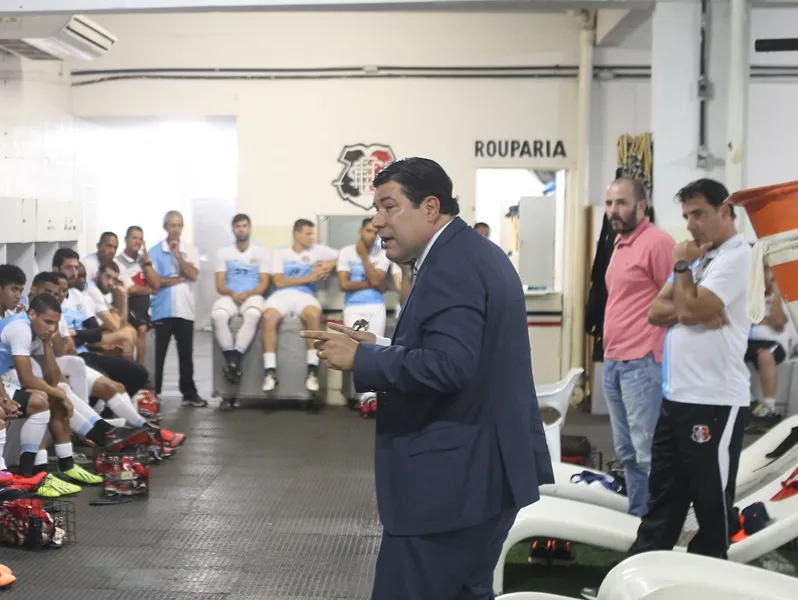 Alírio Moraes, sobre dificuldades financeiras: "Começamos a vencer um jogo importante"