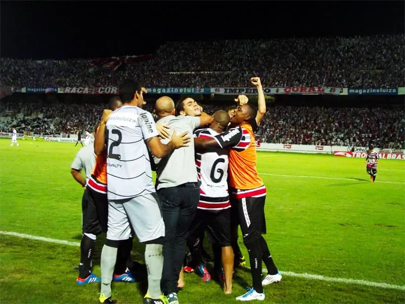 Santa Cruz 2, Fortaleza 1: Virada, vitória, fim de tabu e volta ao G4.