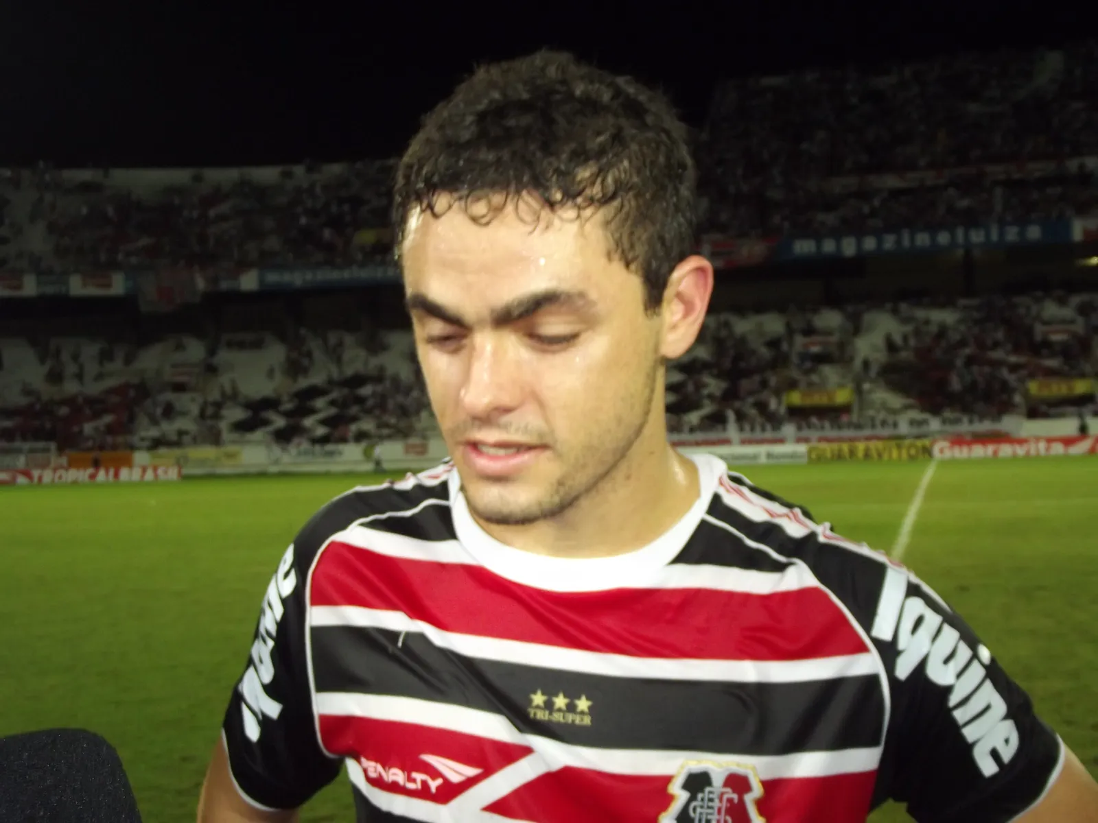 'Força do grupo, independente da concorrência' é o que importa para o meia Raul.