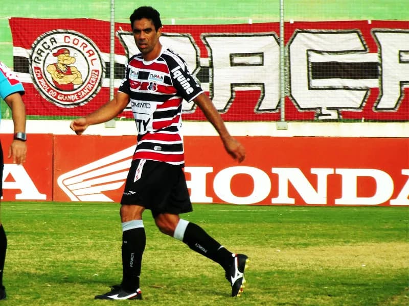 André Dias faz 'sacrifício' em prol do acesso.