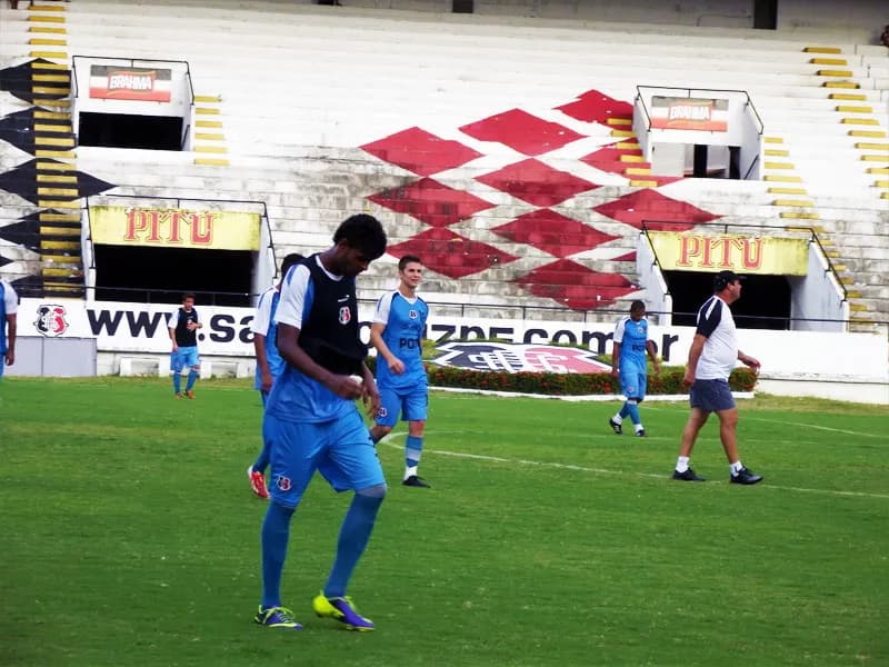 Jogadores Corais iniciam 'Semana Final 1' com regenerativo e coletivo.